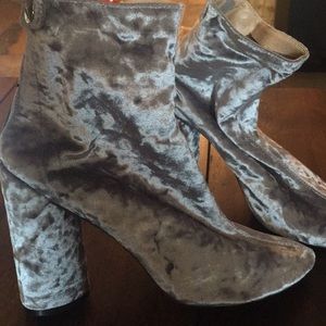 Silver, Sparkly Crushed Velvet High Heels, US8
